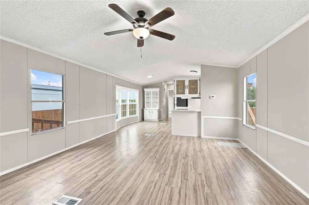 1133 Road 5823 Cleveland, TX 77327