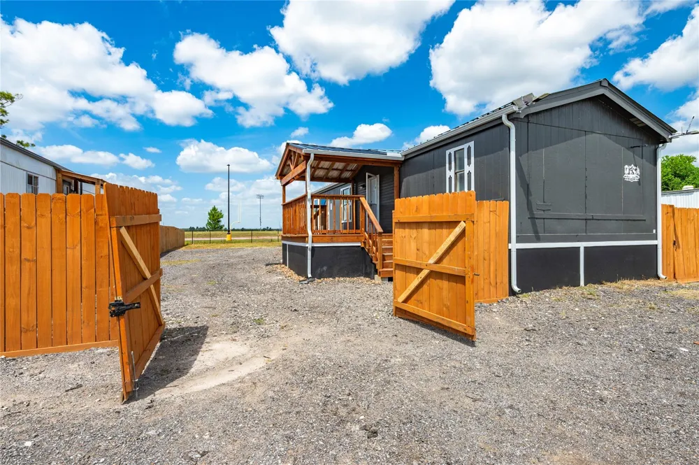 1133 Road 5823 Cleveland, TX 77327