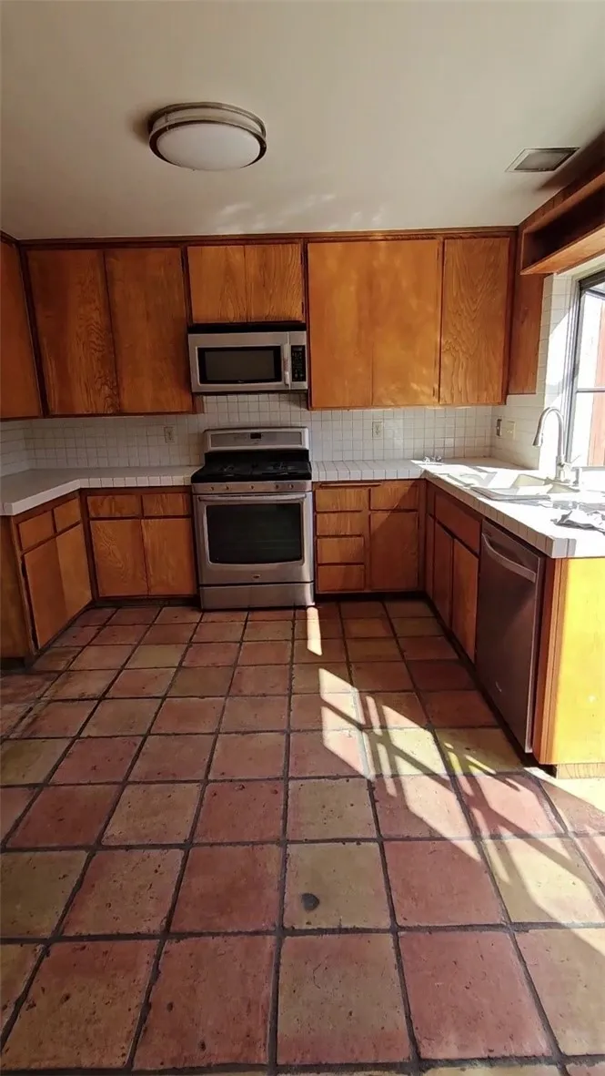10793 Onyx Court Fountain Valley, CA 92708