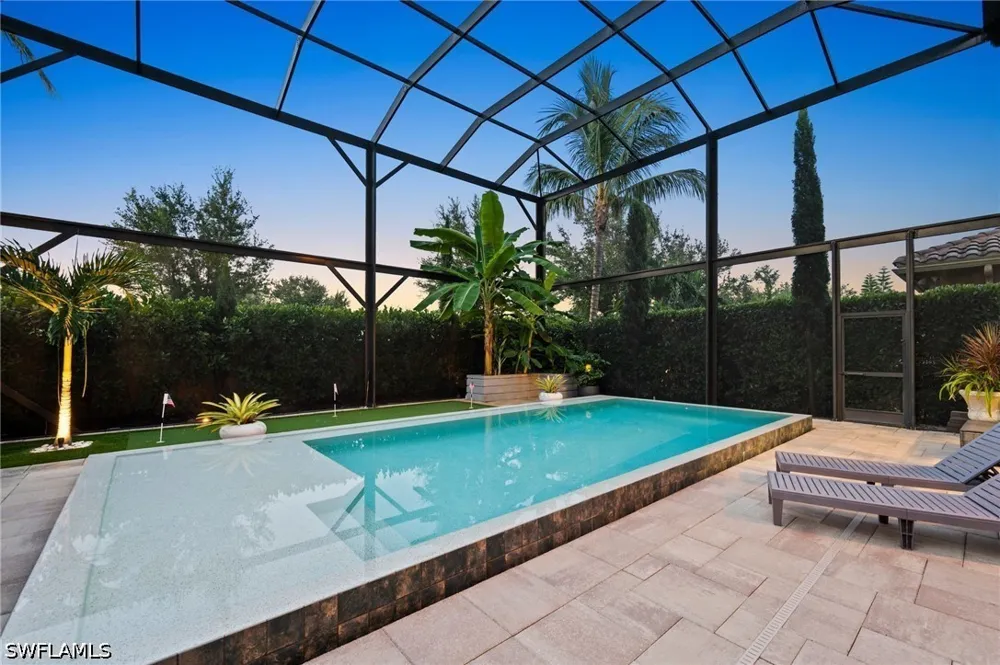 CINNAMON BAY CIRCLE Naples, FL 34119