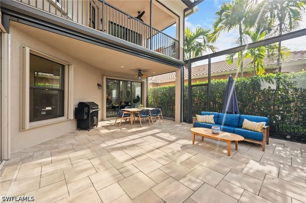 CINNAMON BAY CIRCLE Naples, FL 34119