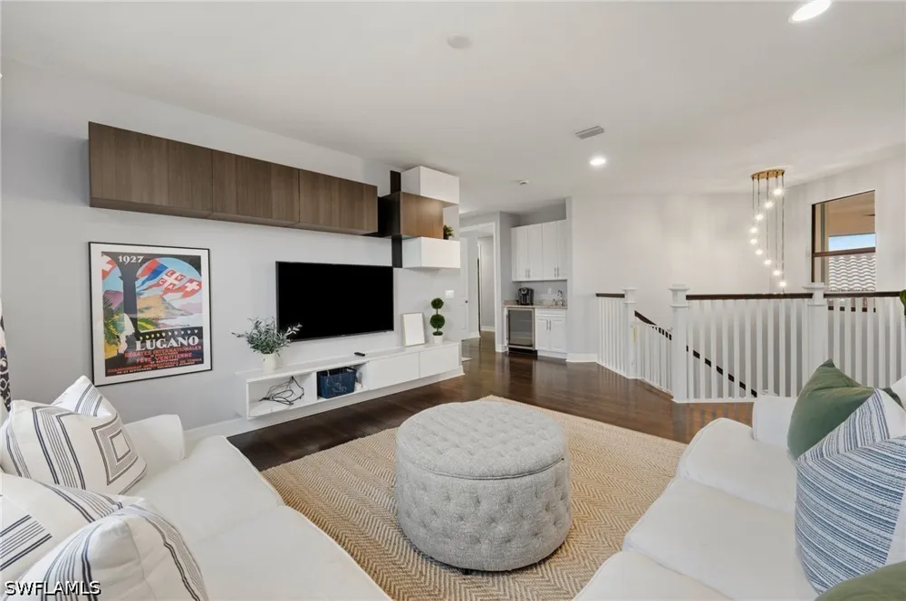 CINNAMON BAY CIRCLE Naples, FL 34119