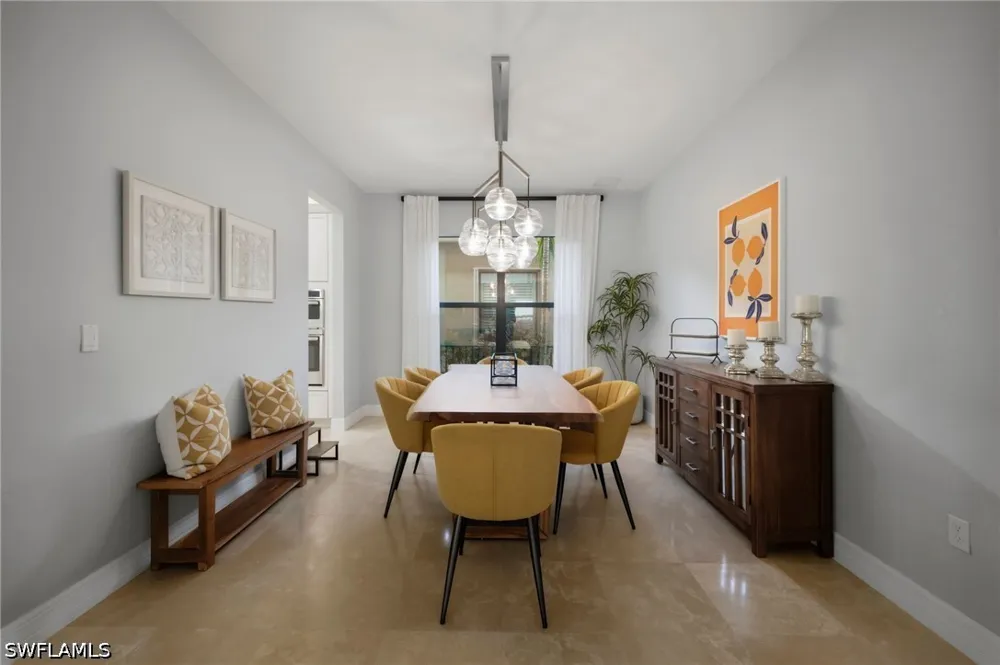 CINNAMON BAY CIRCLE Naples, FL 34119