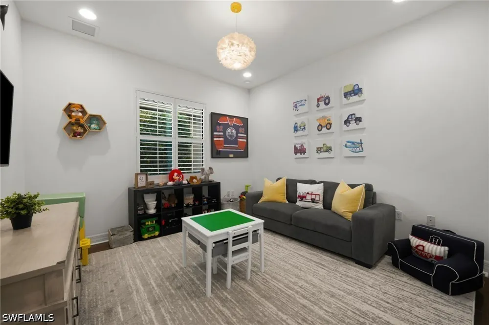 CINNAMON BAY CIRCLE Naples, FL 34119