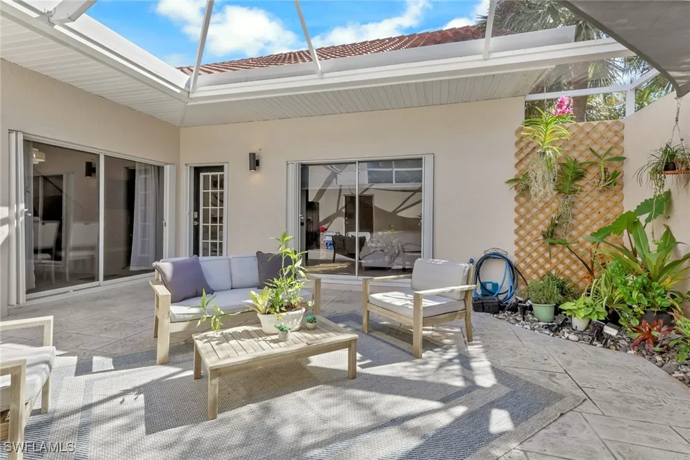 Court Way #19D Naples, FL 34109