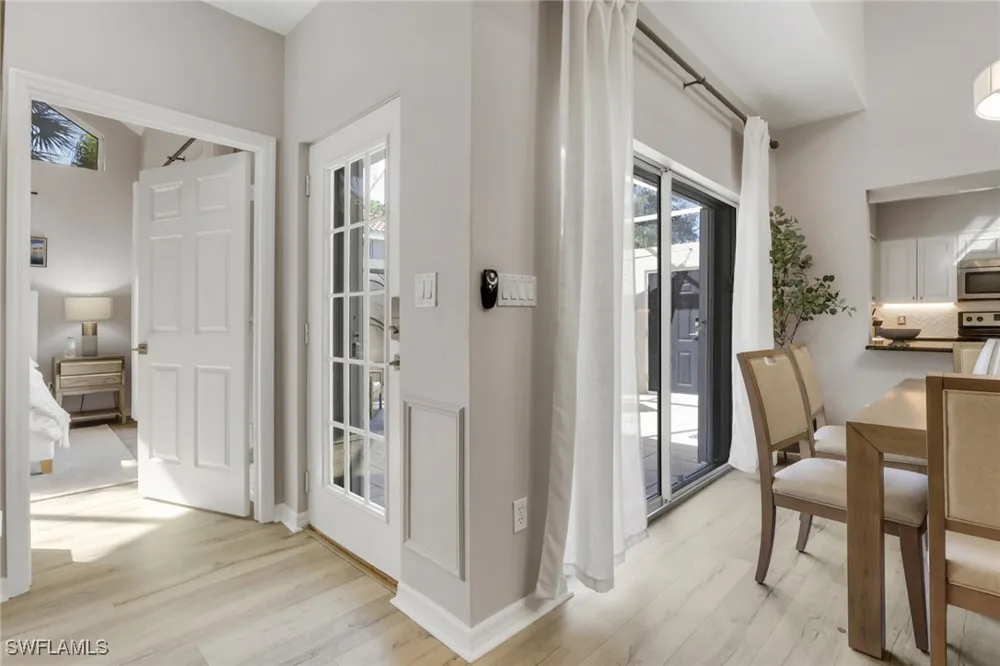 Court Way #19D Naples, FL 34109