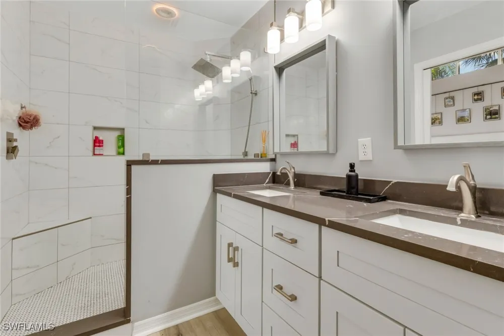 Court Way #19D Naples, FL 34109