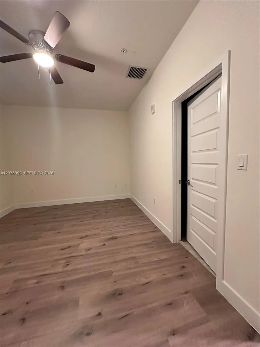 10437 NW 82nd St #35 Doral, FL 33178