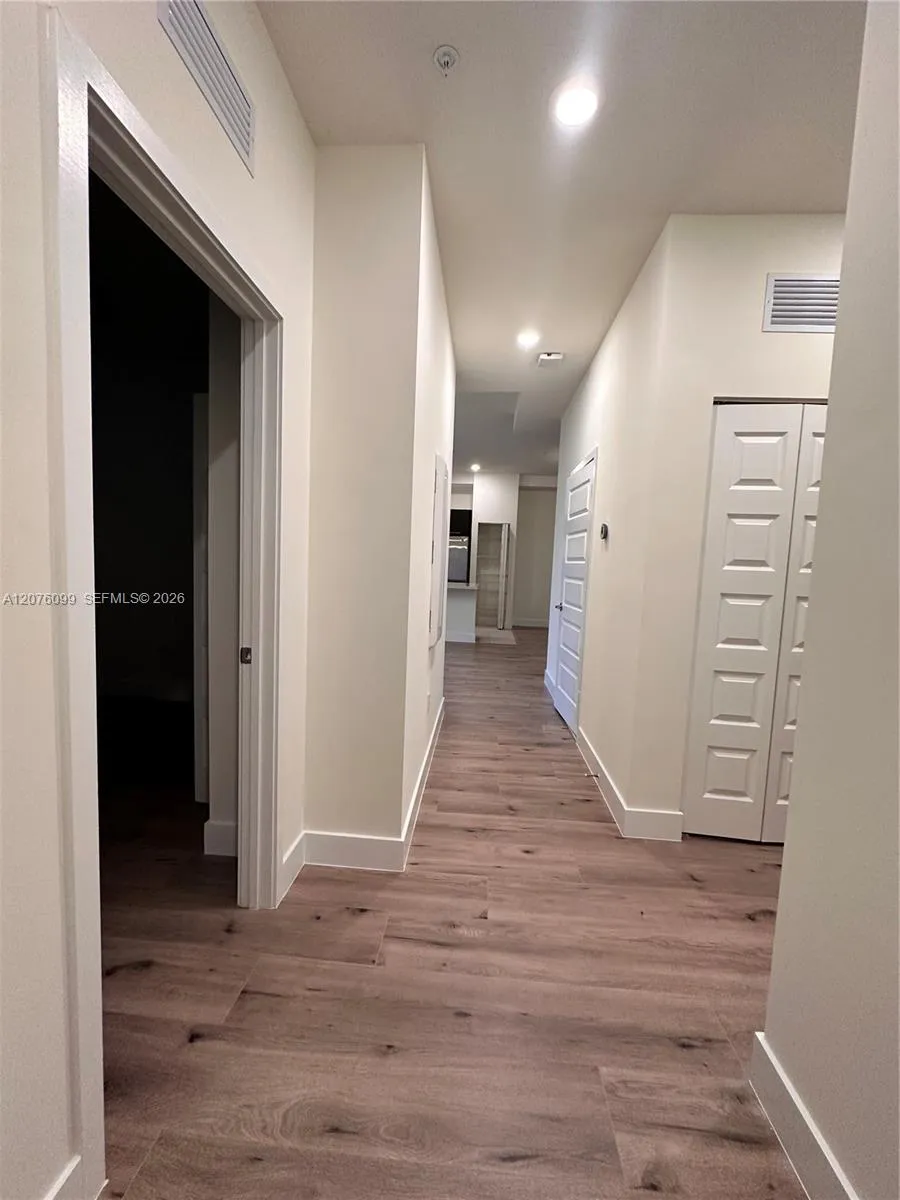 10437 NW 82nd St #35 Doral, FL 33178