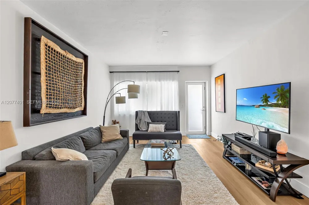 1840 James Ave #13 Miami Beach, FL 33139