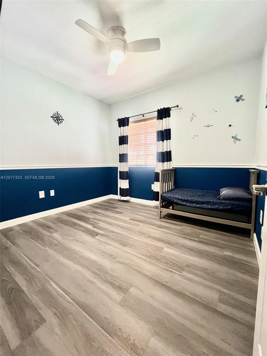 912 NE 35th Ave Homestead, FL 33033