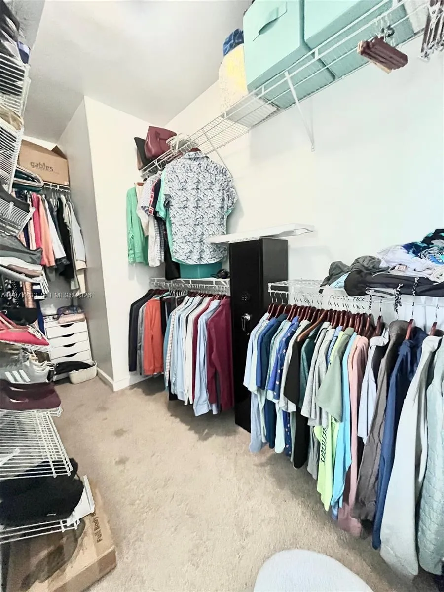 912 NE 35th Ave Homestead, FL 33033