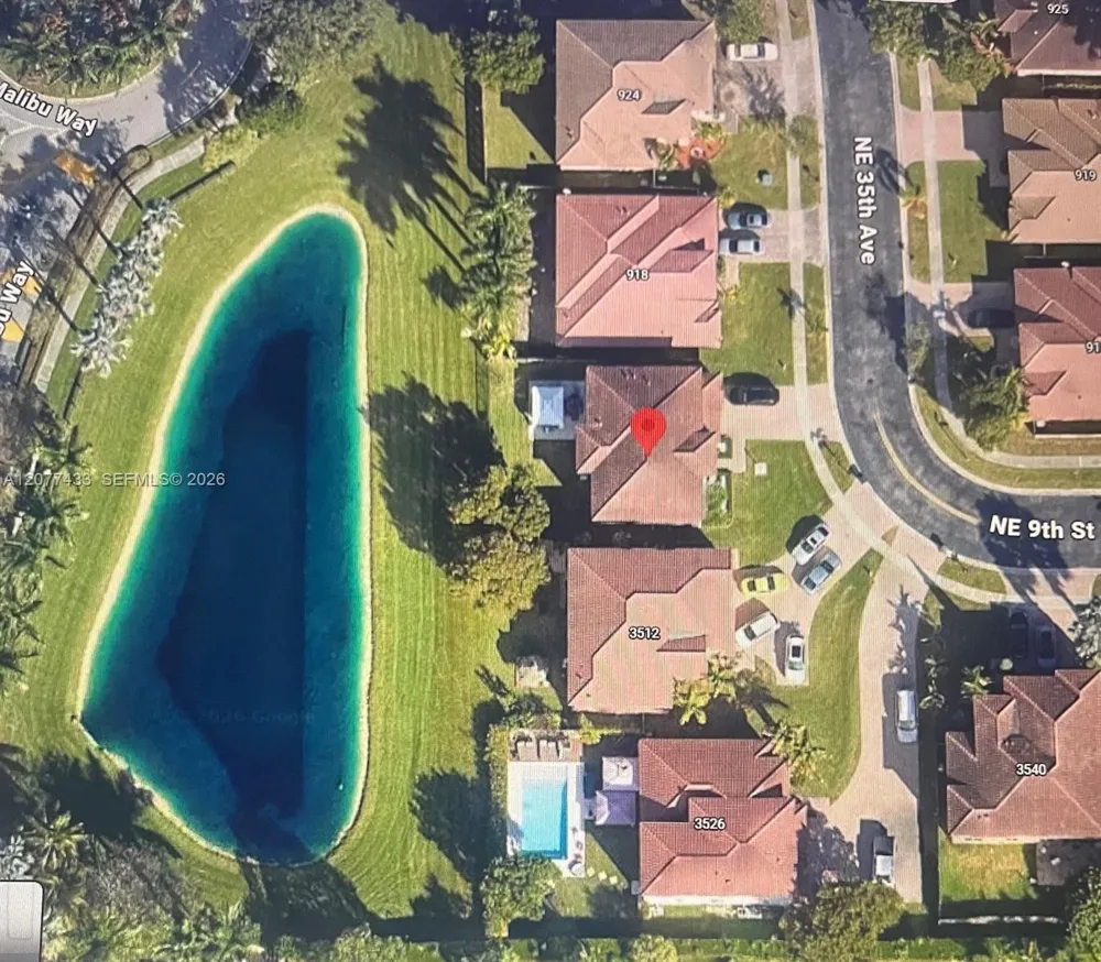 912 NE 35th Ave Homestead, FL 33033