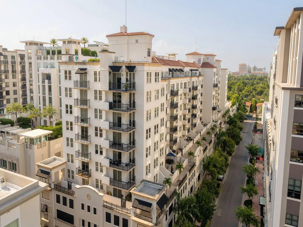 4100 Salzedo St #516 Coral Gables, FL 33146