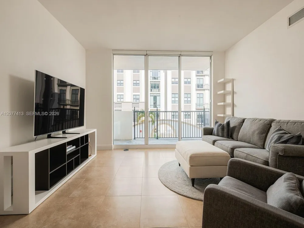 4100 Salzedo St #516 Coral Gables, FL 33146