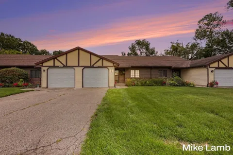 524 Laurie Drive NW