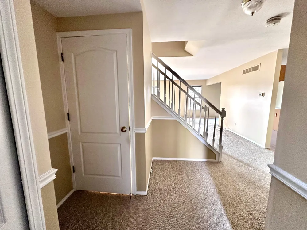 22508 Silver Creek Drive Woodhaven, MI 48183