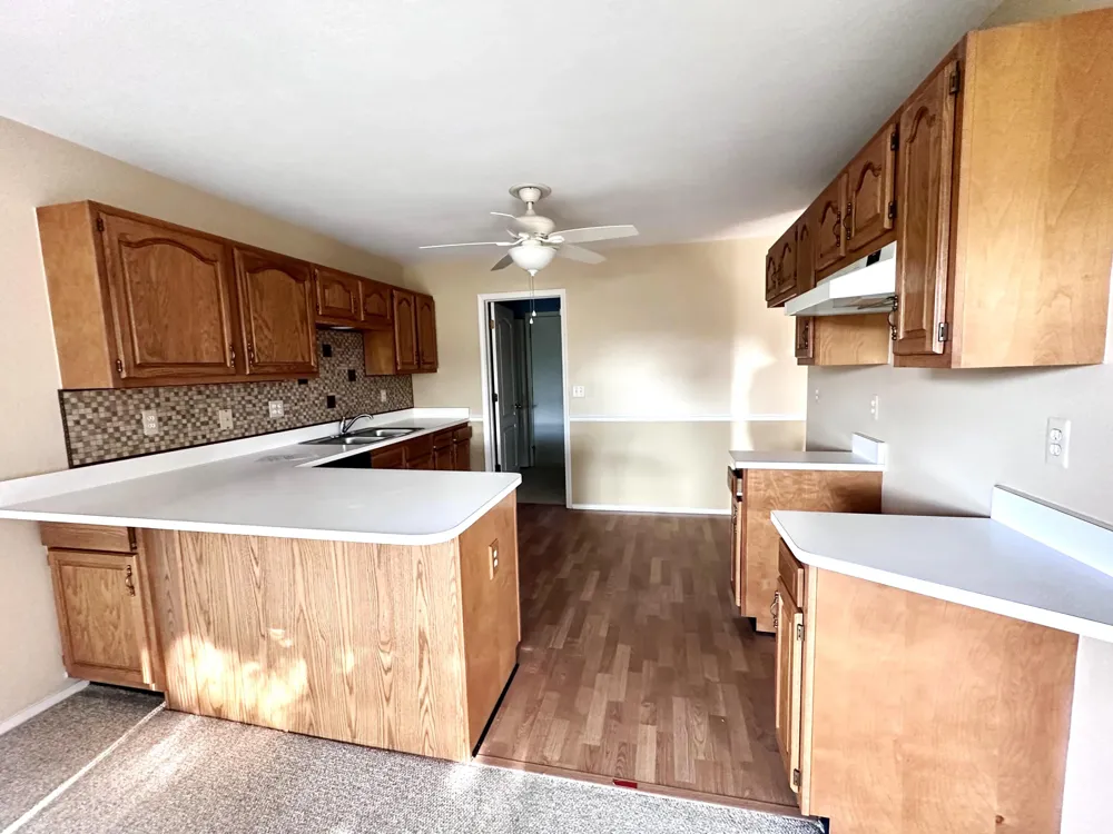 22508 Silver Creek Drive Woodhaven, MI 48183