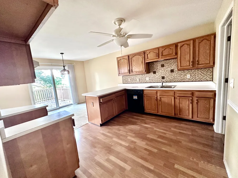 22508 Silver Creek Drive Woodhaven, MI 48183