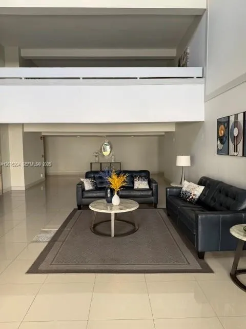 303 Racquet Club Rd #309 Weston, FL 33326