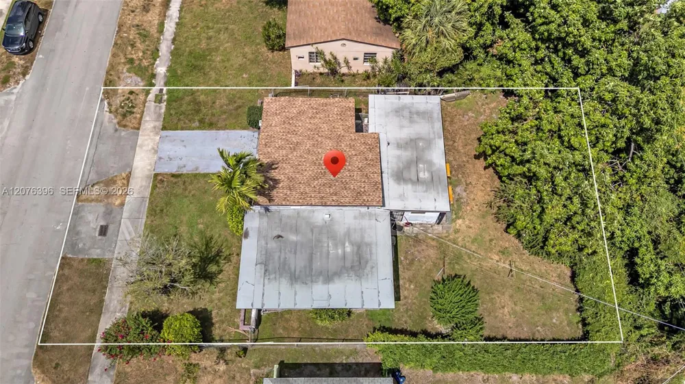 835 NW 84th St Miami, FL 33150