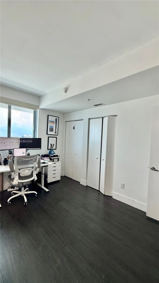 601 NE 36th St #3309 Miami, FL 33137