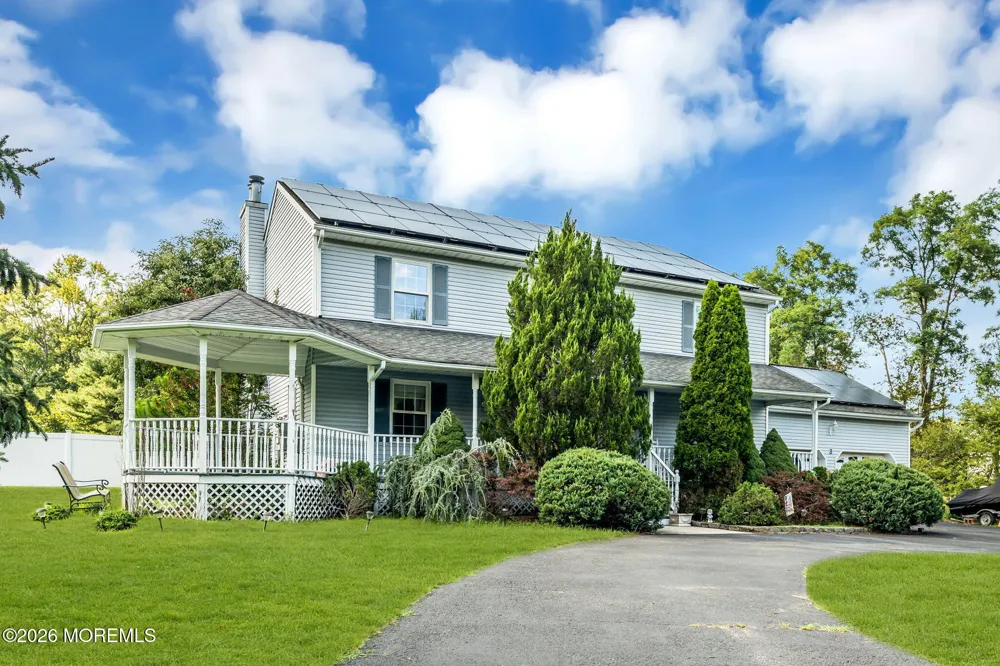 3 River Drive Farmingdale, NJ 07727