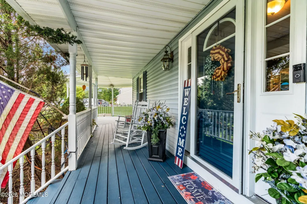 3 River Drive Farmingdale, NJ 07727