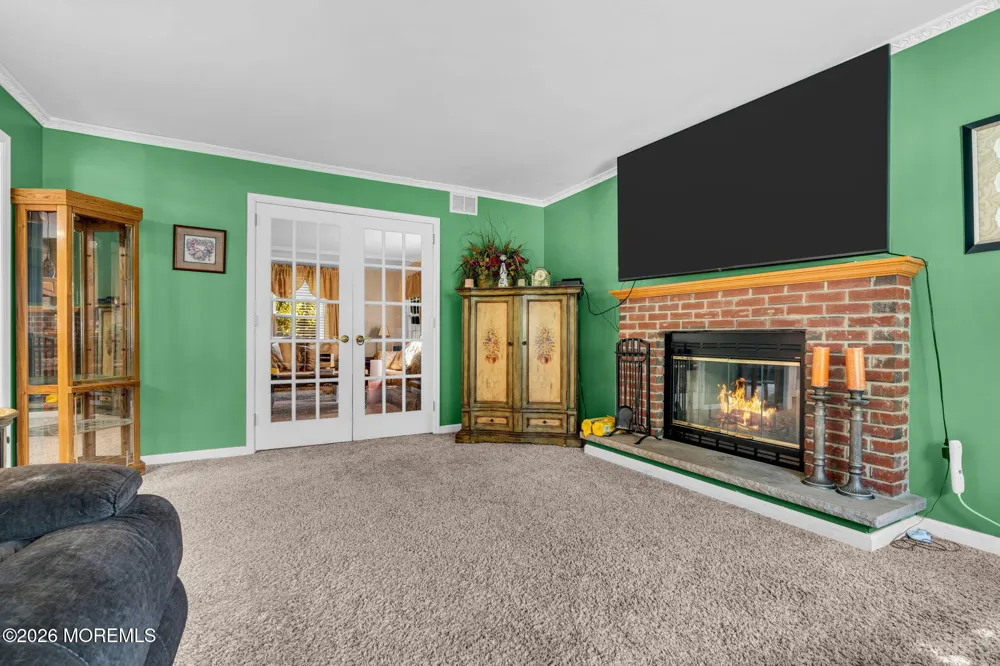 3 River Drive Farmingdale, NJ 07727
