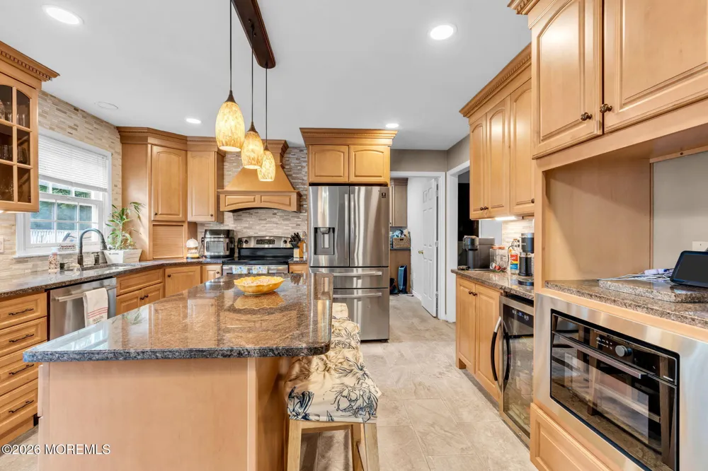 3 River Drive Farmingdale, NJ 07727