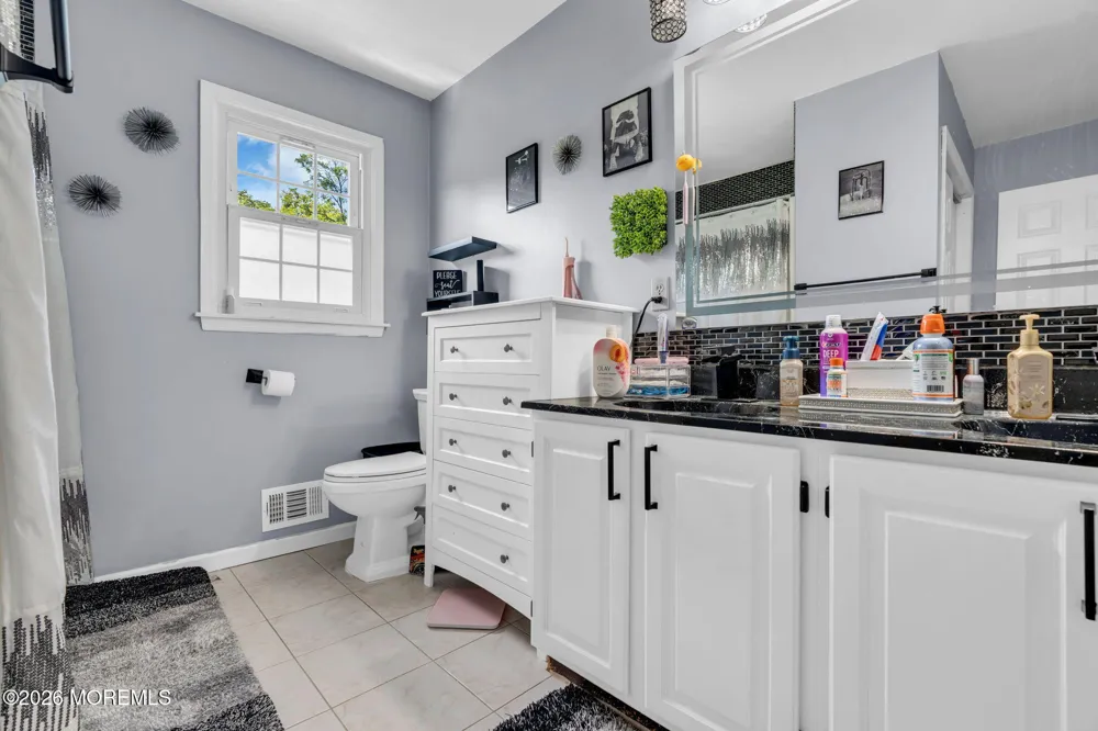 3 River Drive Farmingdale, NJ 07727