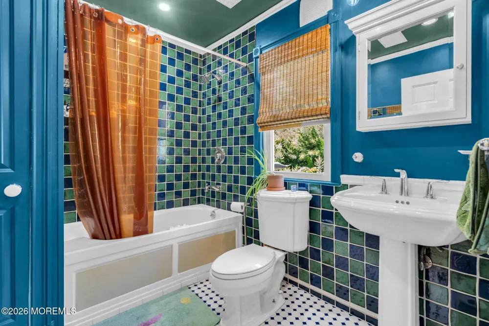 14 Bay Street Highlands, NJ 07732