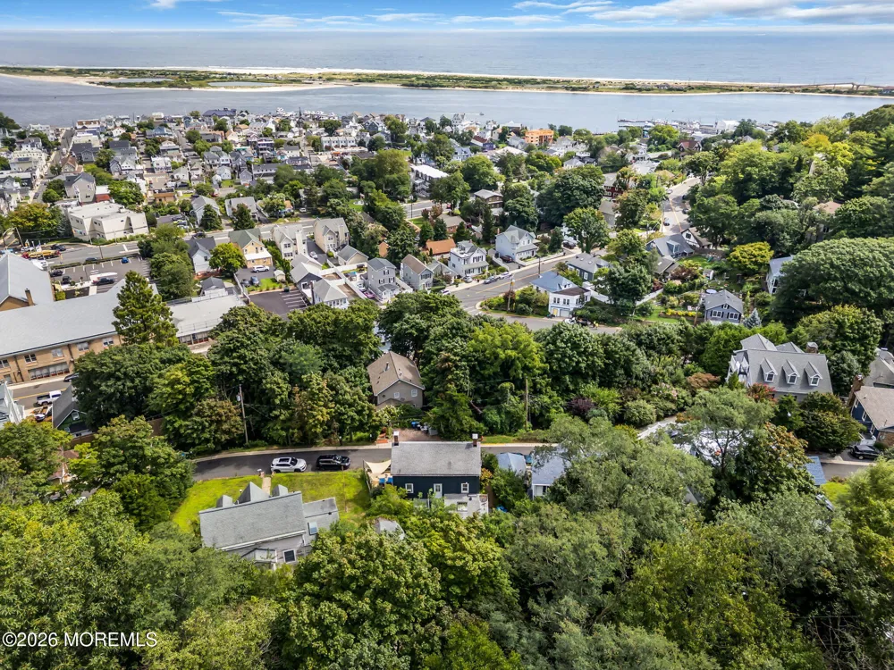 14 Bay Street Highlands, NJ 07732