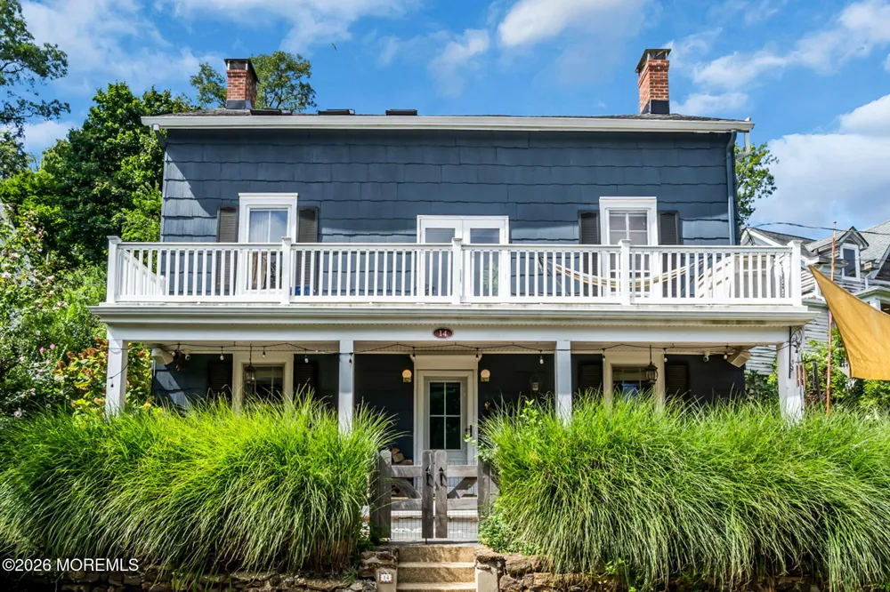 14 Bay Street Highlands, NJ 07732