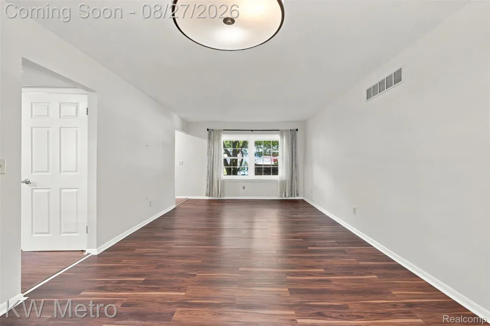 4769 Hardwoods Drive West Bloomfield Charter Township, MI 48323