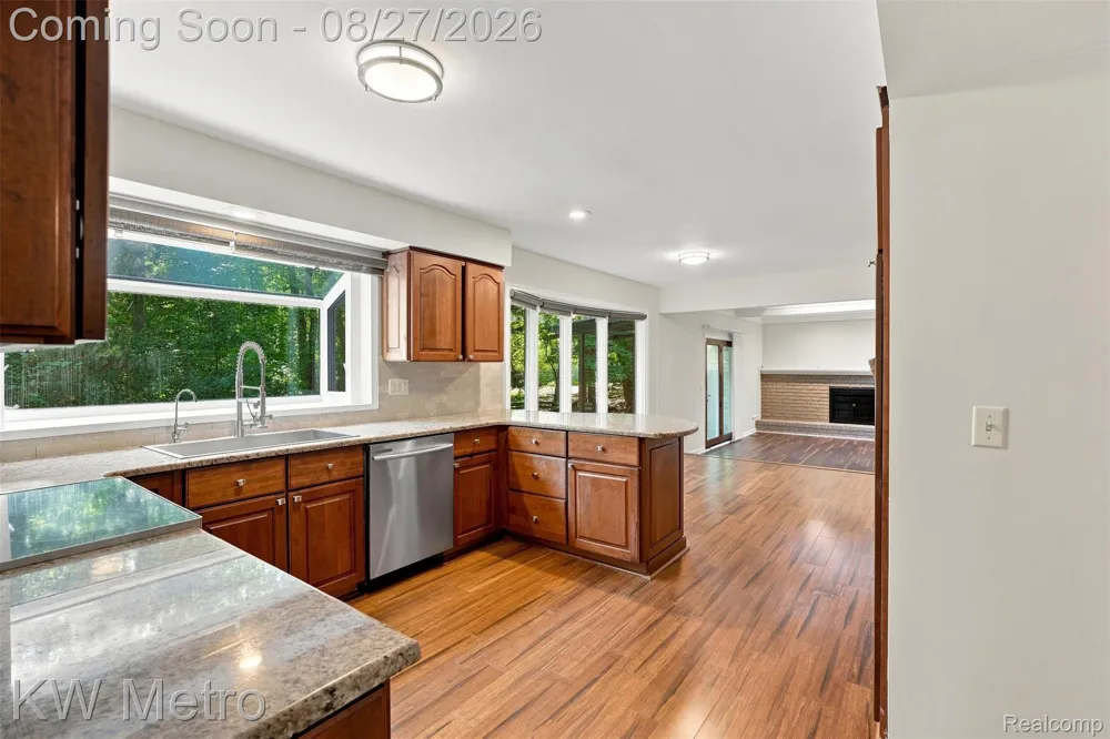 4769 Hardwoods Drive West Bloomfield Charter Township, MI 48323