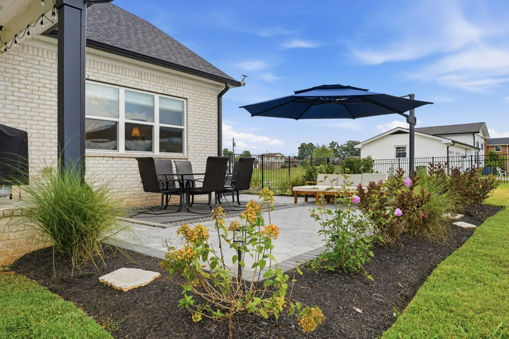 1412 Barrett Dr Mount Juliet, TN 37122