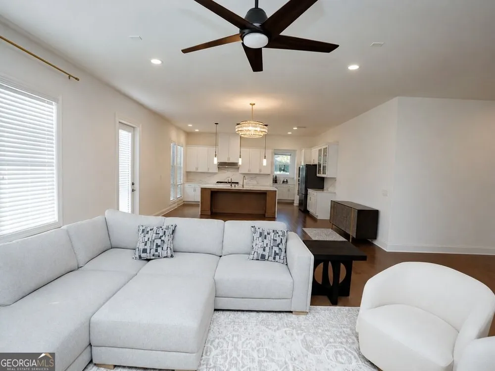 6725 Dahlgren CT Cumming, GA 30028