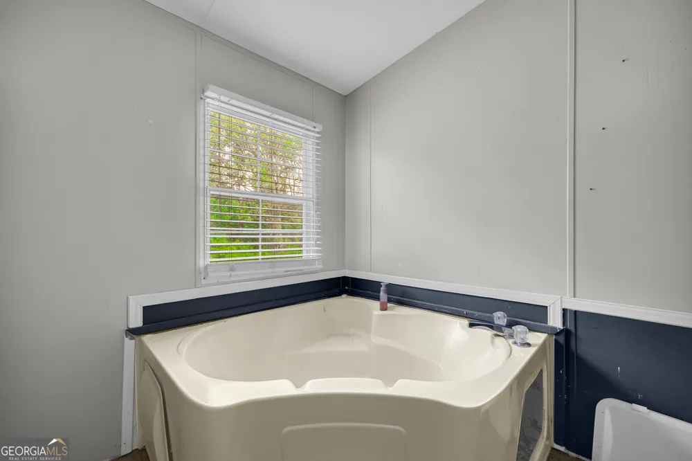 35 Jordan LOOP Toccoa, GA 30577