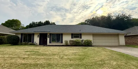 7514 Camelback Drive