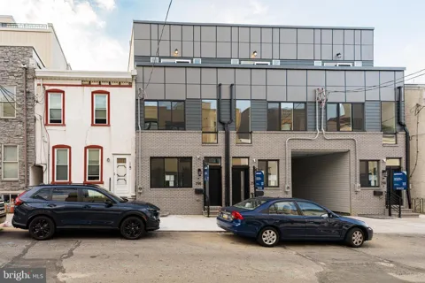 296 DELMAR STREET