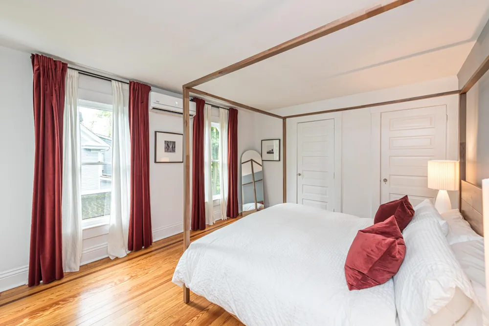 916 Olivia Avenue Ann Arbor, MI 48104