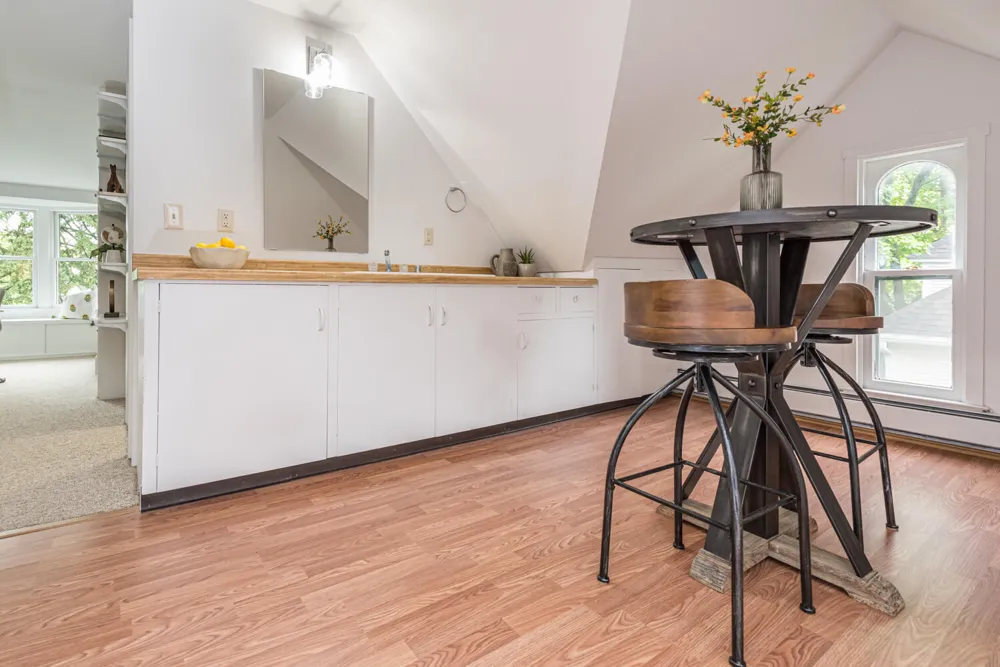 916 Olivia Avenue Ann Arbor, MI 48104