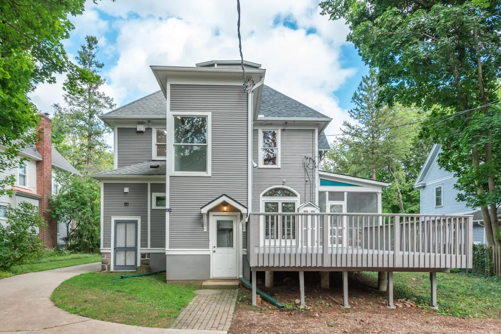 916 Olivia Avenue Ann Arbor, MI 48104