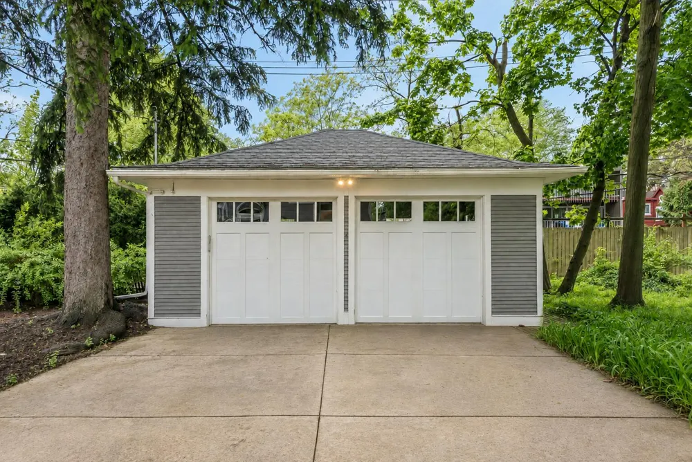916 Olivia Avenue Ann Arbor, MI 48104