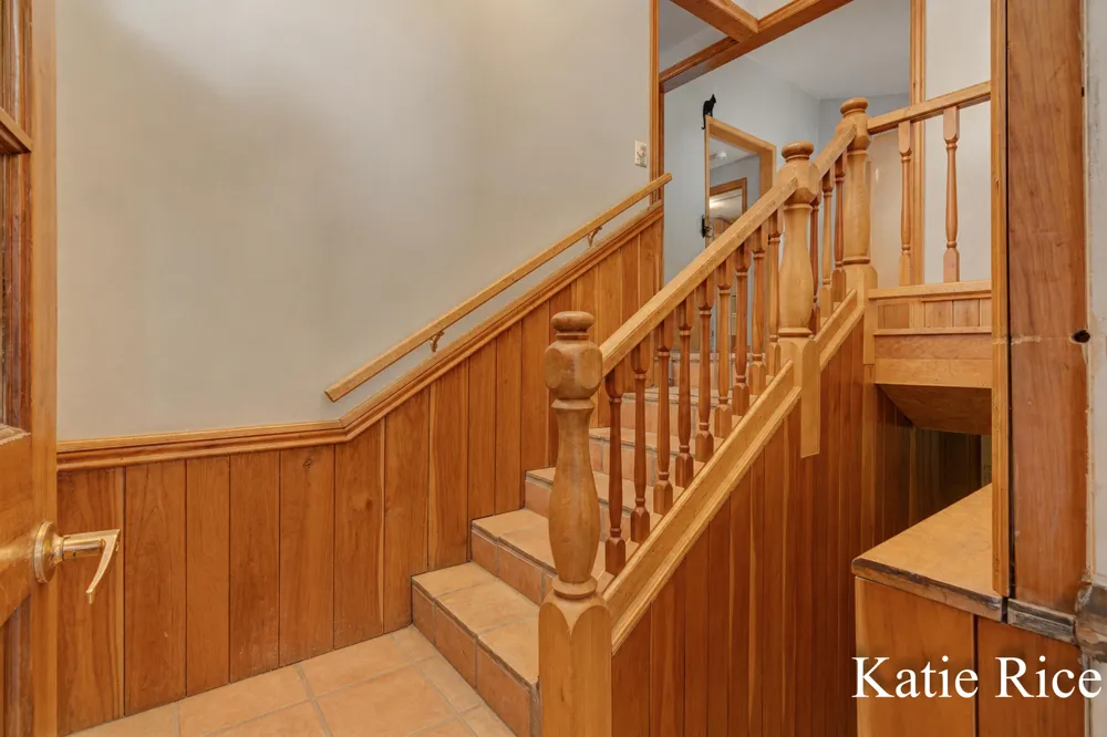 2030 Scenic Drive Muskegon, MI 49445