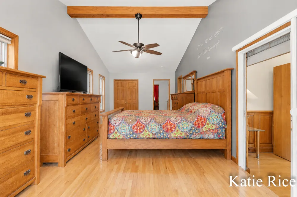 2030 Scenic Drive Muskegon, MI 49445
