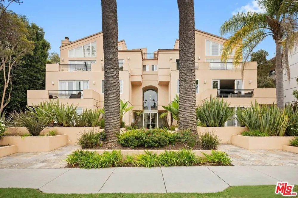 1018 4th Street #103 Santa Monica, CA 90403