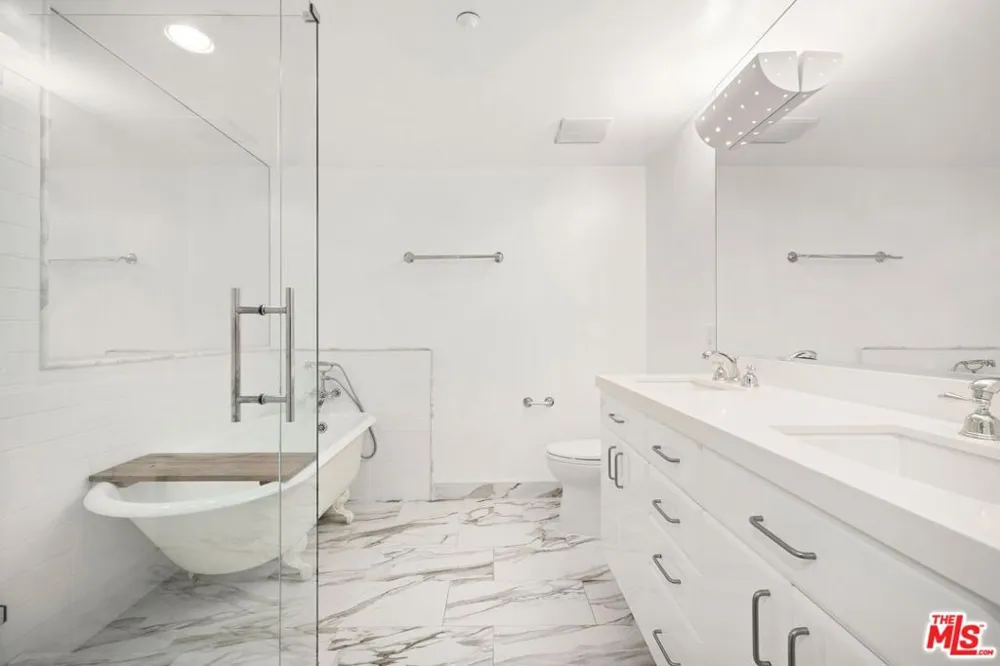1018 4th Street #103 Santa Monica, CA 90403