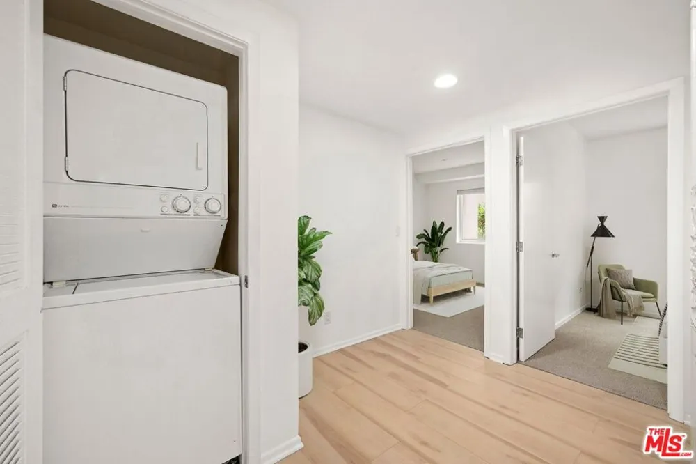 1018 4th Street #103 Santa Monica, CA 90403